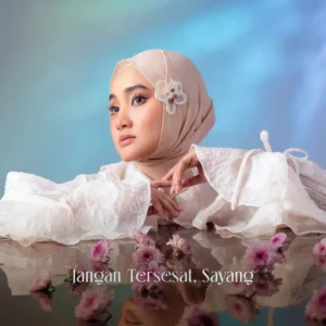 Fatin Shidqia Akhirnya Perkenalkan Single Terbaru Kita Sama-Sama Tau Setelah Nyaris Setahun Tak Berkarya